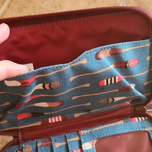 Kavu Blue Paddle Print Wallet And Phone Carrier - Picture 5 of 7